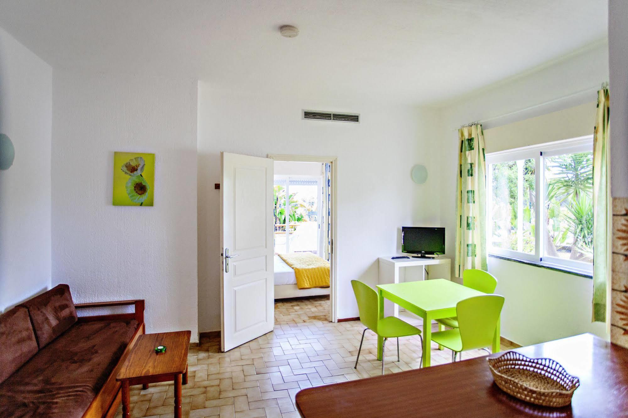 Apartamentos Turisticos Gida By Umbral Quarteira Bagian luar foto